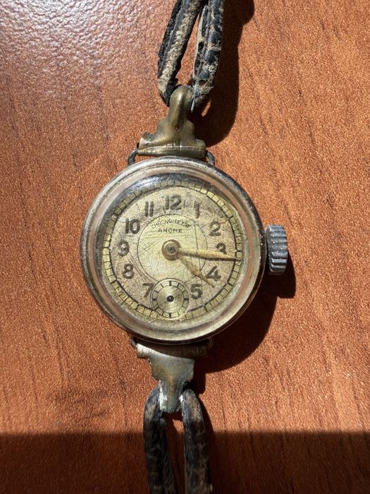 Винтидж швейцарски механичен часовник CHRONOMETRE ANCRE – ръчно навиване