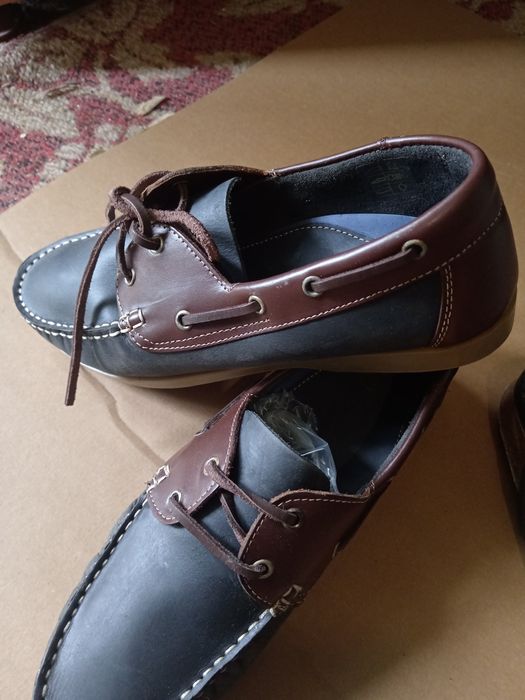 Vând papuci piele  și mocasini Nr. 43