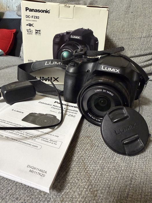 Фотоапарат Panasonic Lumix DC-FZ82