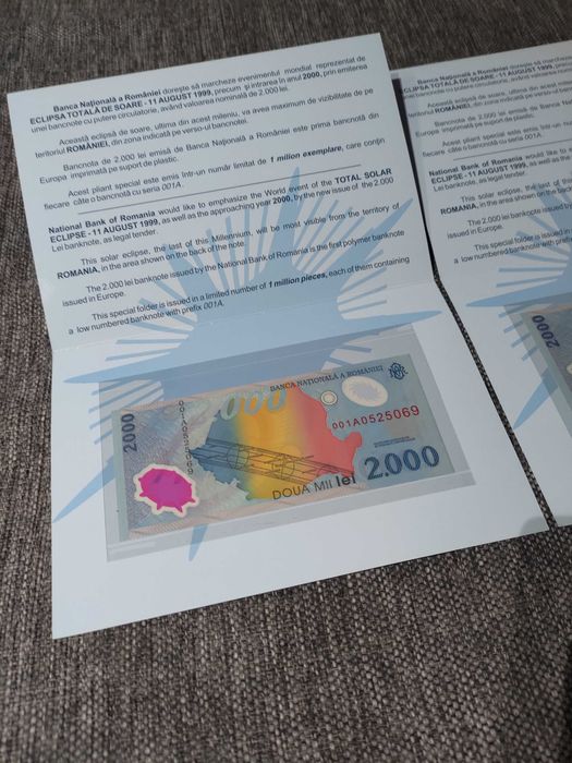 Doua bancnote Eclipsa de soare, serie consecutive. Seria 001A.