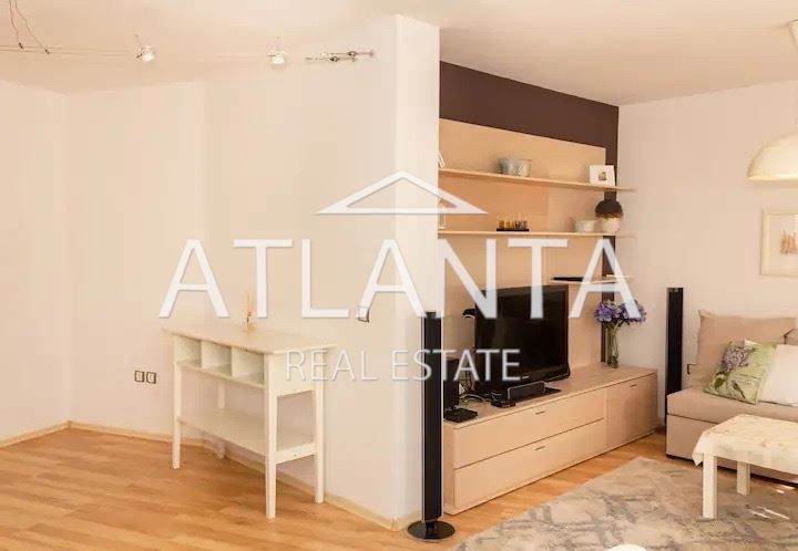 Дава се под наем Двустаен апартамент в Варна, Гръцка махала - 86 кв.м за 700 € - Снимка #6