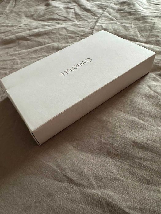 Apple Watch Ultra 2 49mm Natural Titanium - *Запечатан - Чисто Нов* / Гаранция след активация/