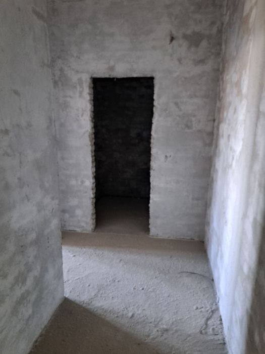 Shahar markazida joylashgan yangi kvartira