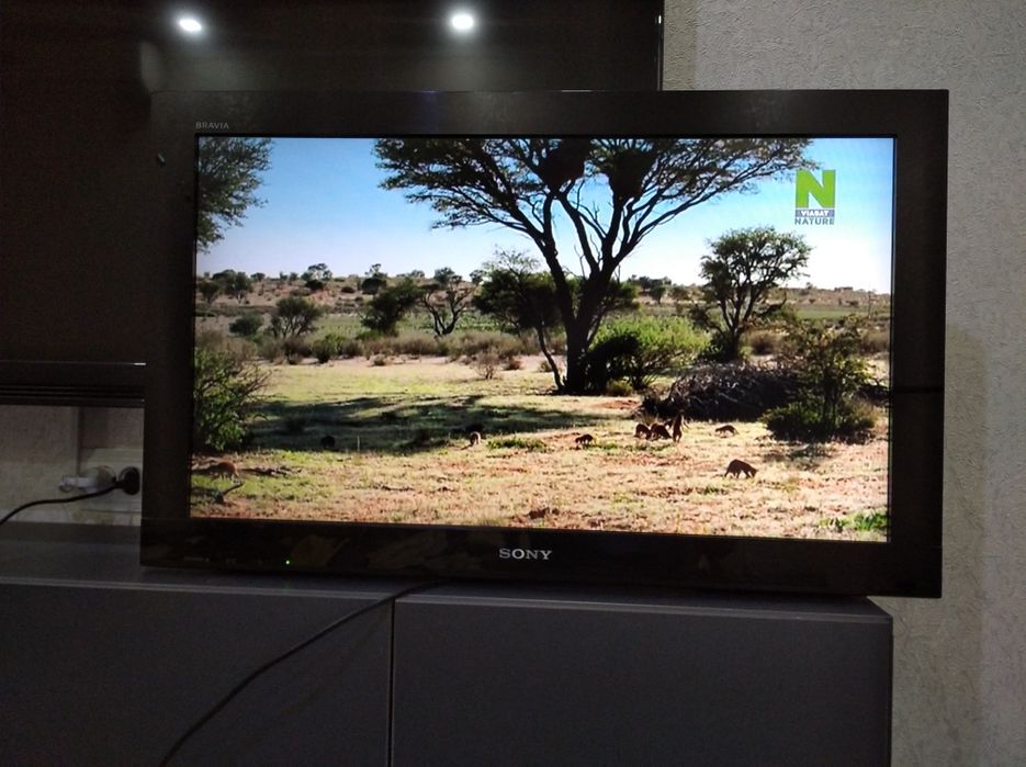 Продается телевизор Sony Bravia 32