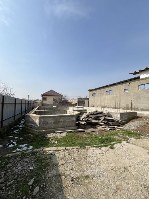 Продается дом в мкр Бадам