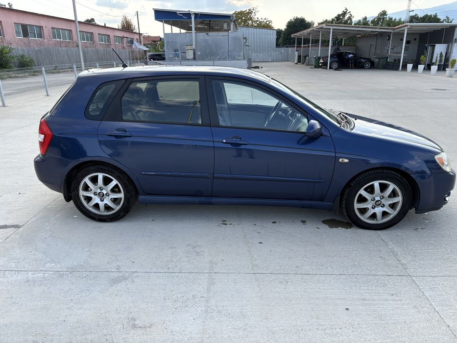 Kia Cerato 2.0 CRDI