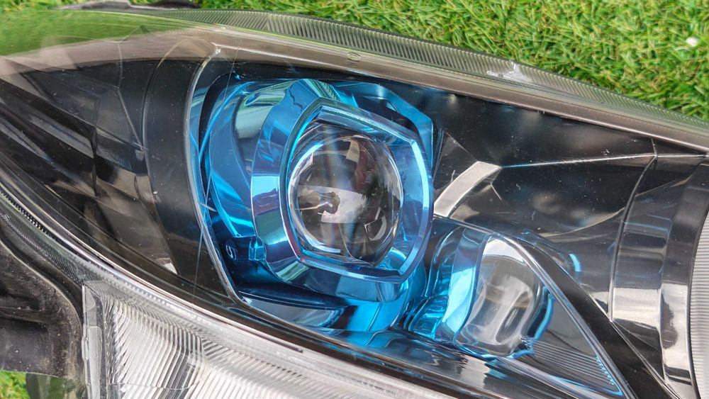 Десен фар за Suzuki Vitara LED / Сузуки Витара ЛЕД