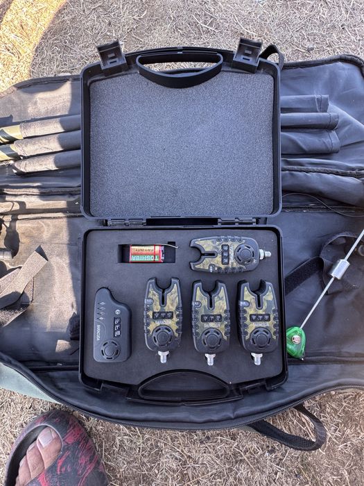 Vand set complet de pescuit