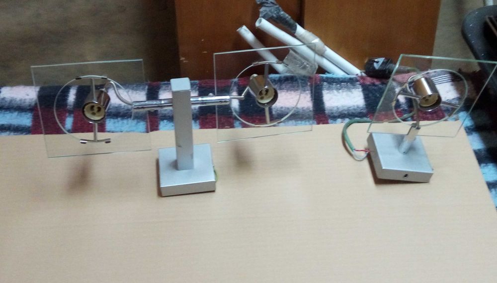 Аплици - лампи за стена 2бр. метал и стъкло и цокъл GU10