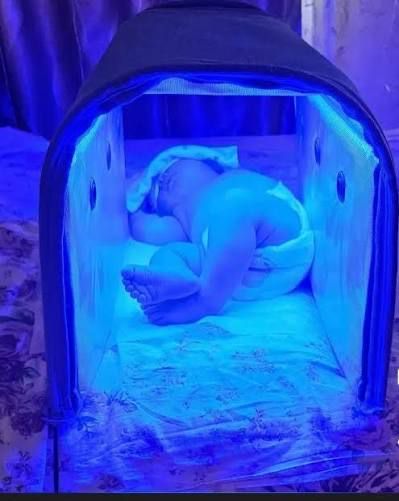 Продам лампу для новорожденного