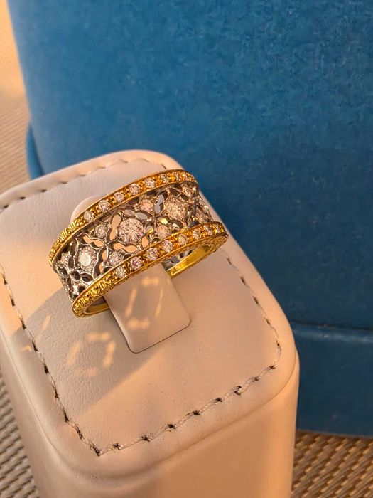 Inel Aur 18 kt cu diamante naturale