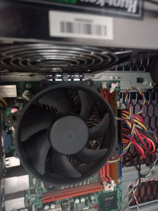 Компьютер б/у с кабелем для заряда