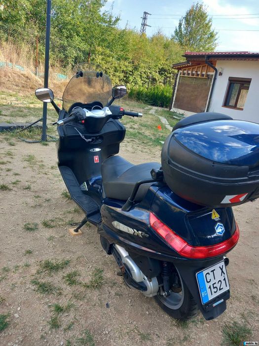 Продавам Piaggio XEvo 400ie, 400куб. см., четиритактов,водно
