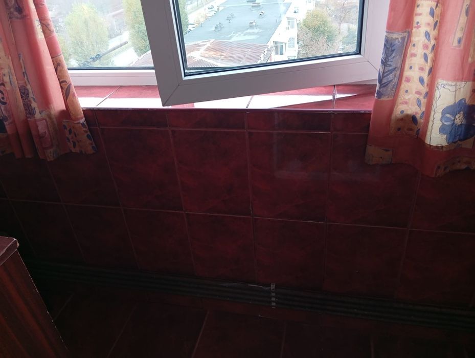 Ofer spre închiriere garsoniera decomandata Craiovița Nouă