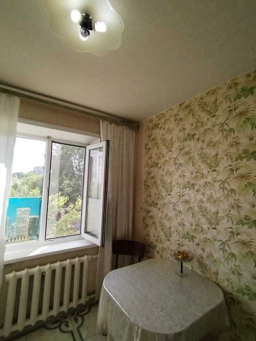 продам 1 комнатную квартиру!