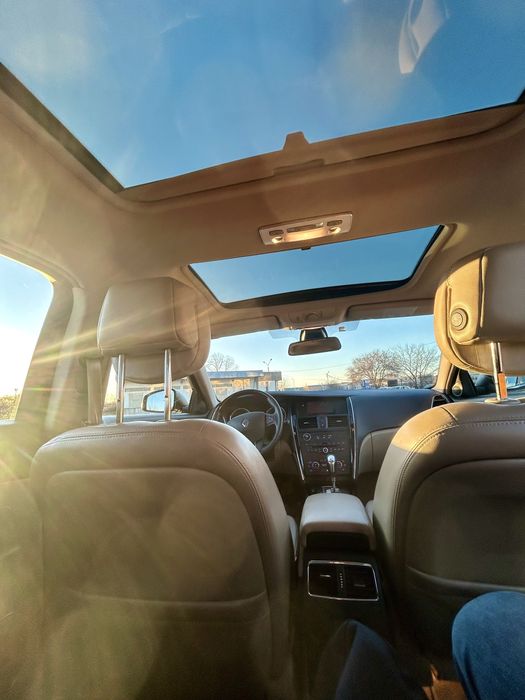 Renault Latitude Initiale Paris