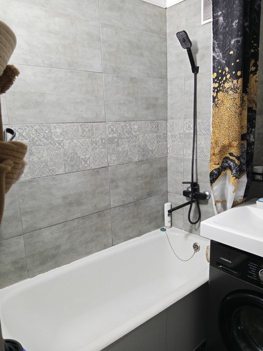 Продам 1,5  на промбазе