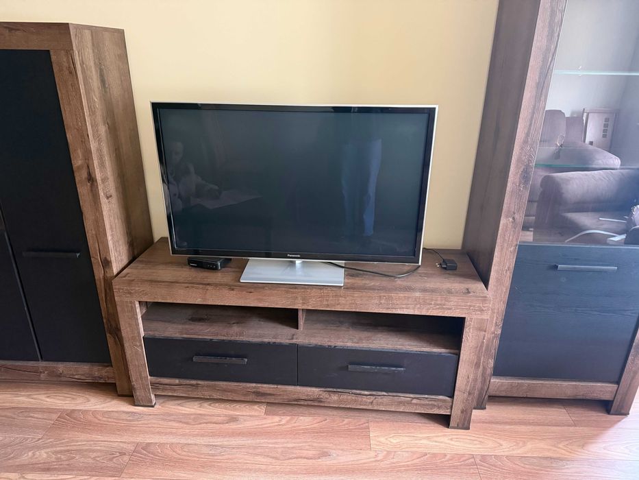 Обзавеждане за хол, антре и спалня