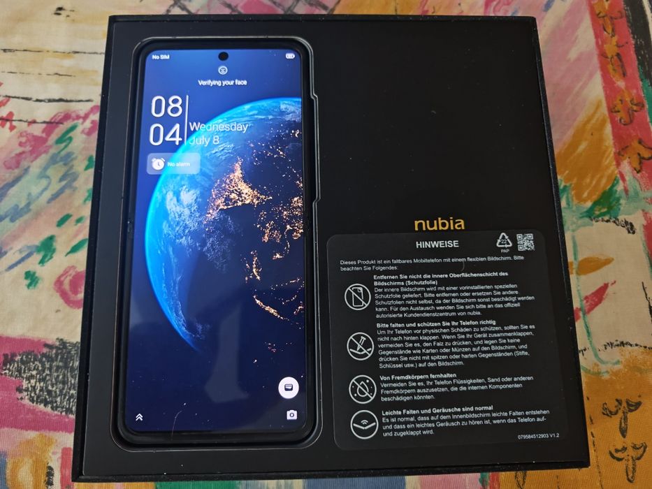 ZTE Nubia Flip 5G
