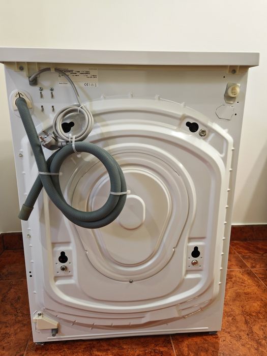 Mașina de Spălat Bosch preț fix 1000lei