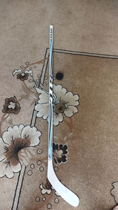 Продам новую клюшку