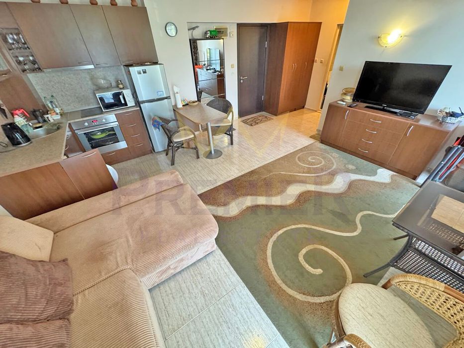 Продава се Двустаен апартамент в к.к. Слънчев бряг - 67 кв.м за 1224 €/кв.м - Снимка #3