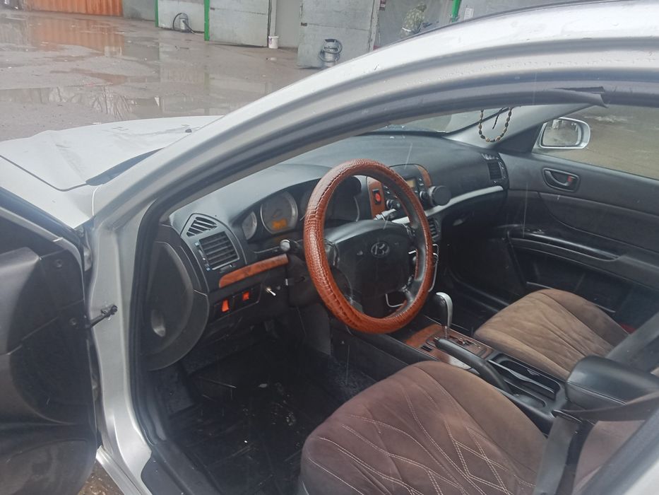 Hyundai sonata NF 2007