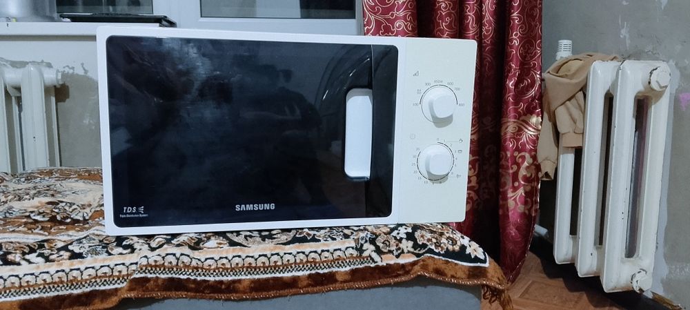 Продам микроволновку самсунг