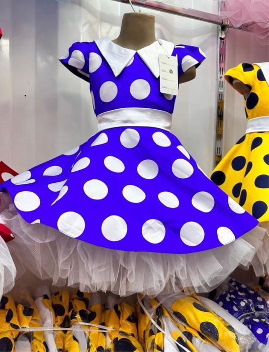 Прлатье в горошек в ретро стиле для садика