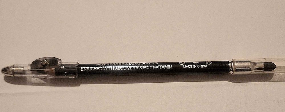 Карандаш для глаз