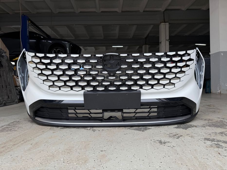 Передний бампер черный оригинал Changan CS55 Plus