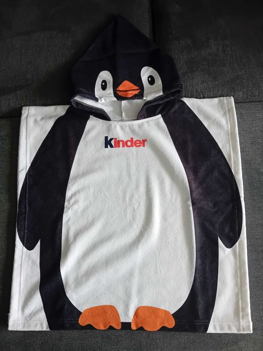 Детско Пончо Kinder Pingui-15 €; Плажни кърпи и постелка за плаж-20€/16€/10€