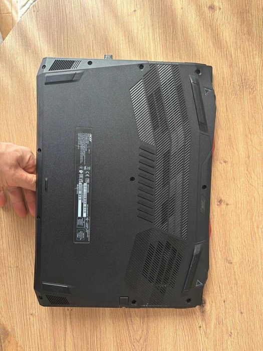Acer Nitro 5 AN515-45 RTX 3060 / Ryzen 7 / 16GB / 144Hz