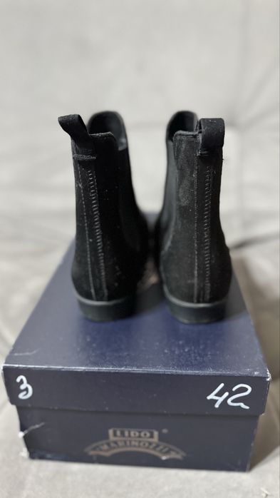 Продаю женские сапожки