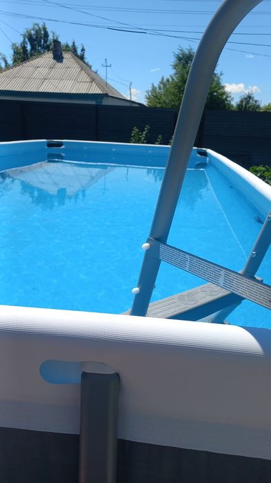 Продам каркасный бассейн