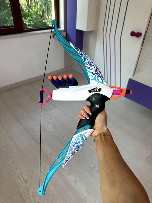 Комплект Nerf Rebelle Пистолет, Лък, арбалет, защитни очила + стрели снаряд