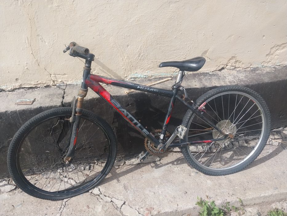 Продам велик два диски