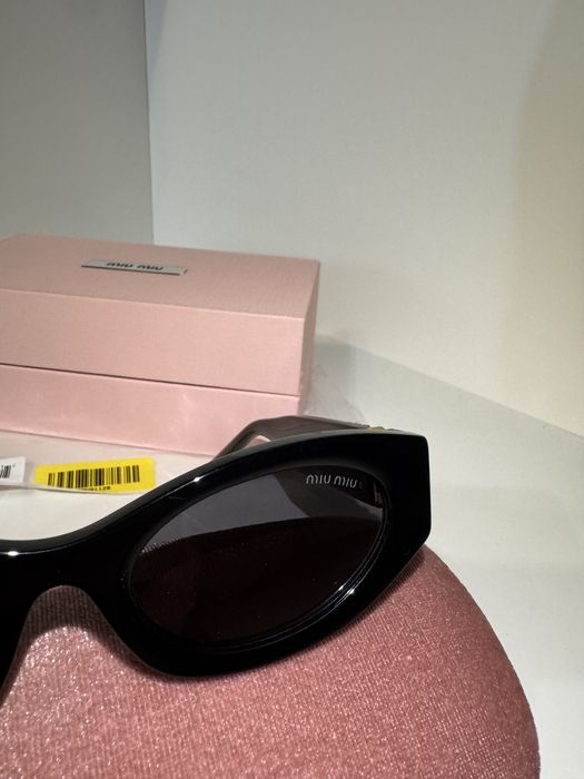 Ochelari de soare Miu Miu
