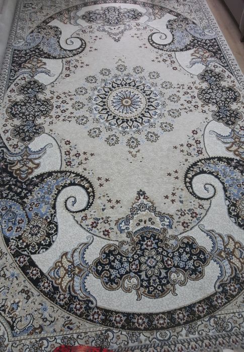 Продам ковры разного размера