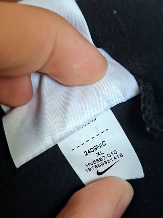 ‼️ОРИГИНАЛЕН ЧЕРЕН NIKE TECH FLEECE  XL ДЕТСКИ‼️  ( 158см-170см )