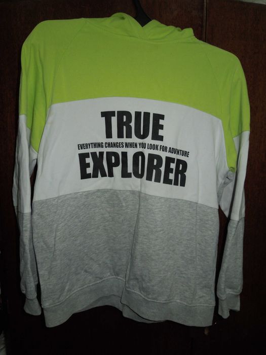 толстовки и бомберы