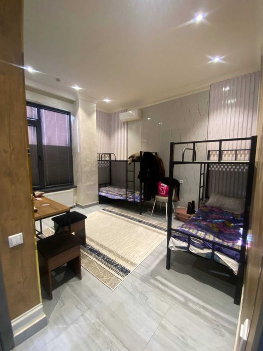 High Town Mall yonida (100m) – zamonaviy Co-living/Hostel Yunusobodda