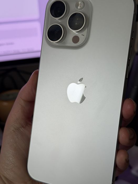IPhone 15 Pro Max 512GB+ чехол Apple оригинал в подарок