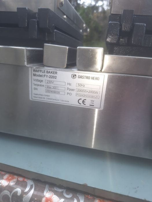 Aparat de făcut gofre profesional