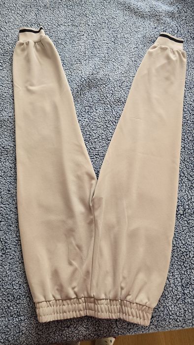 Пола и панталони