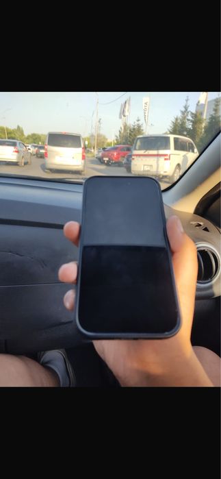 Продаю iPhone 15