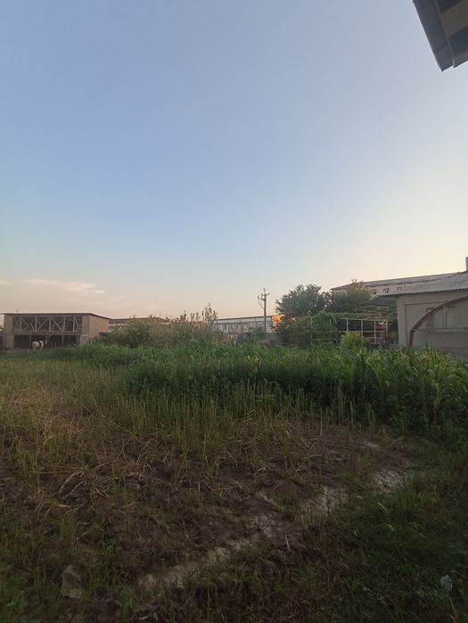 Yer sotladi 10 sotix Nurafshon ruvd,toshken shahar 102, stadiyo oldida