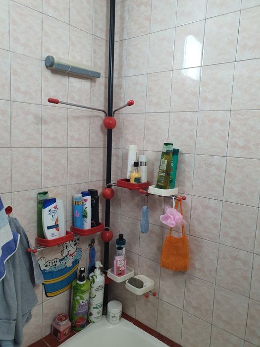 Продам Классную полочку этажерку в Вашу Ванну.