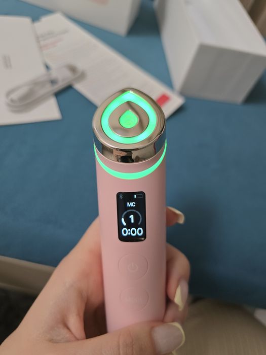 Medicube Age-R Booster Pro