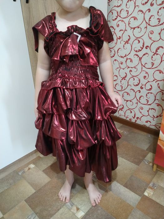 Платья на девочку